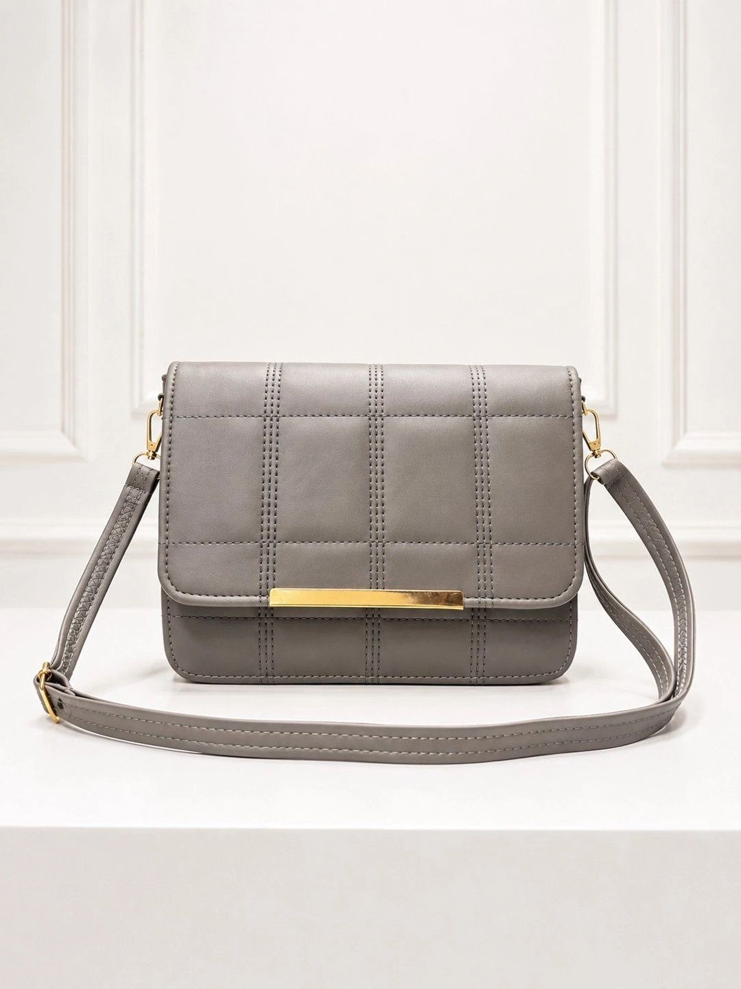 HERE&NOW Shoulder Bag with Quilted-image-19