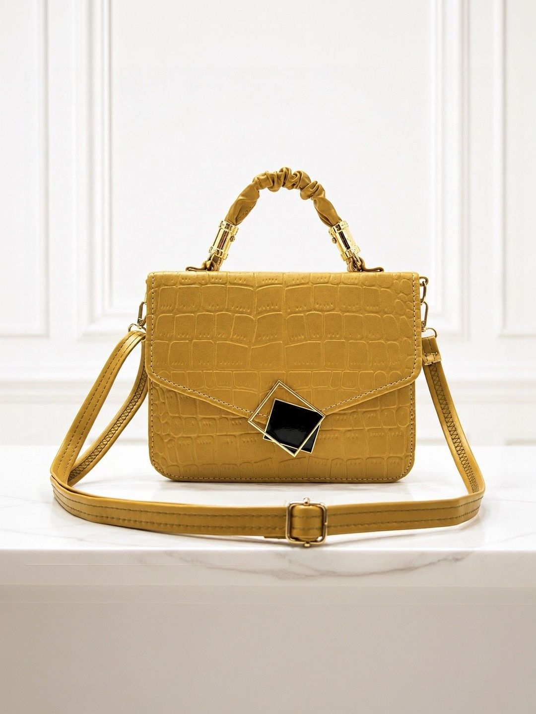 HERE&NOW Textured Structured Handheld Bag-picture-43