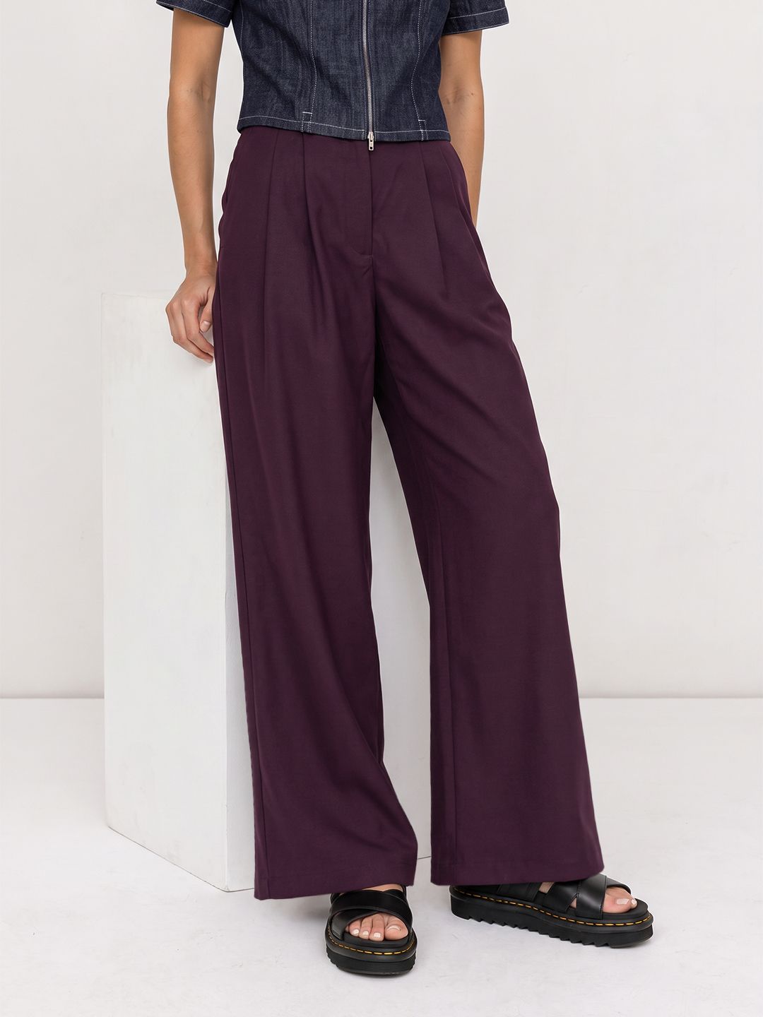 The Roadster Life Co. Women Wide Leg High-Rise Pleated Parallel Trousers-picture-19