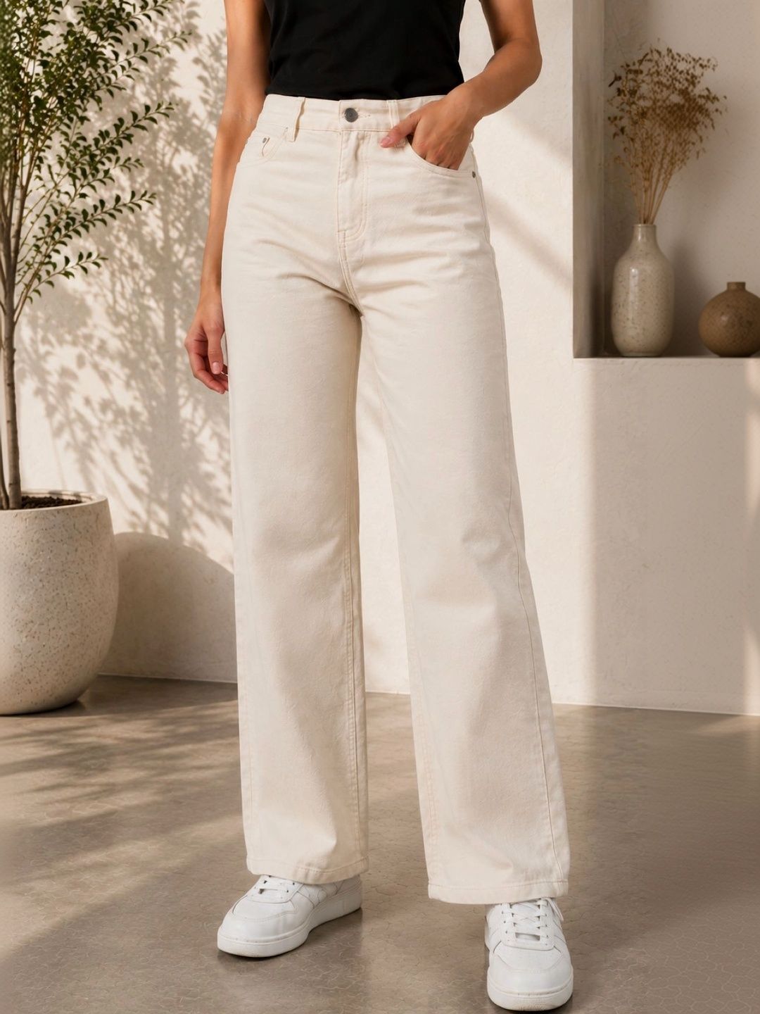 HERE&NOW Women Classic Relaxed Fit Mid-Rise Stretchable Jeans-picture-37