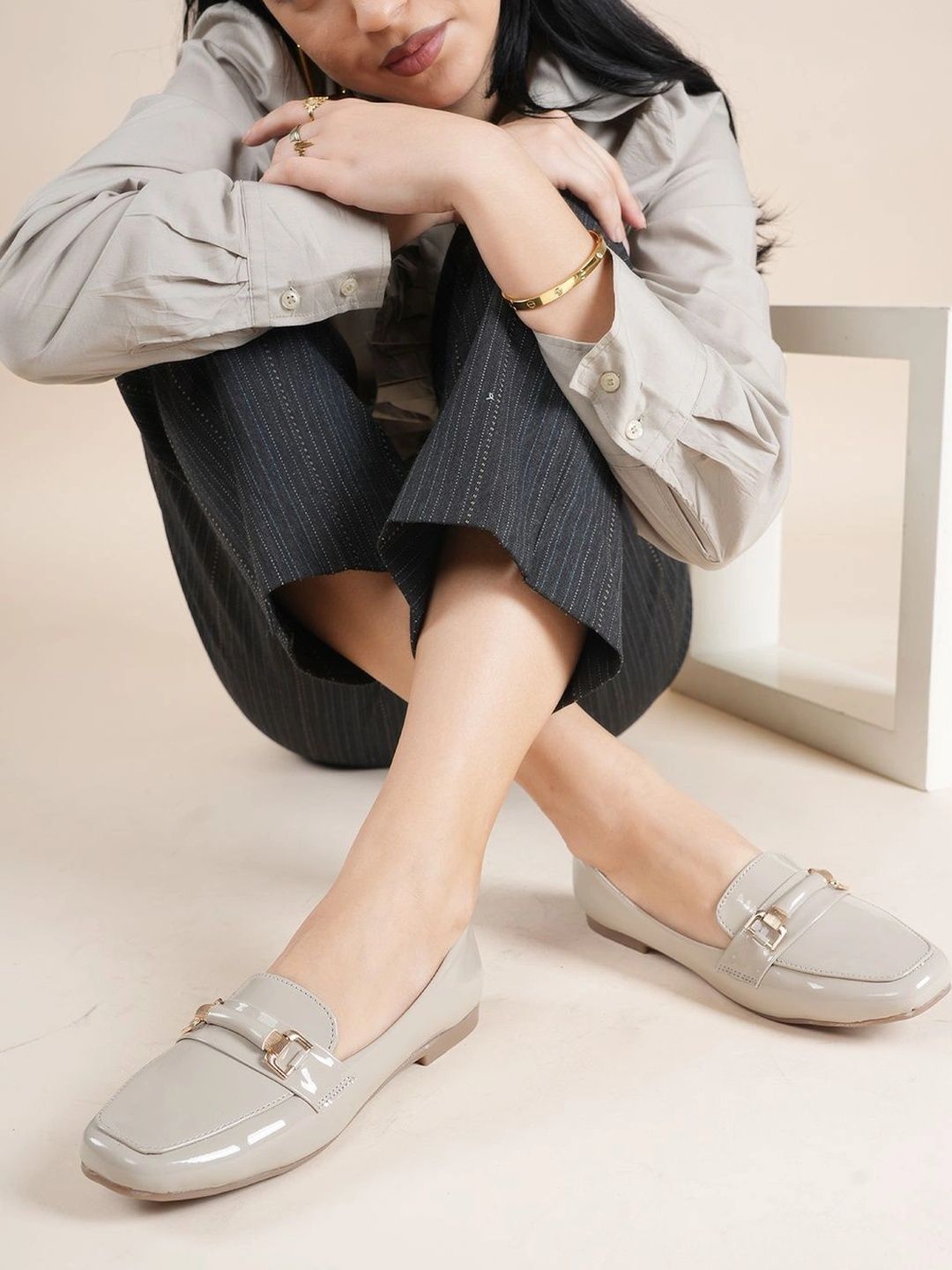 BELVE PARIS Pumps with Buckles-picture-10