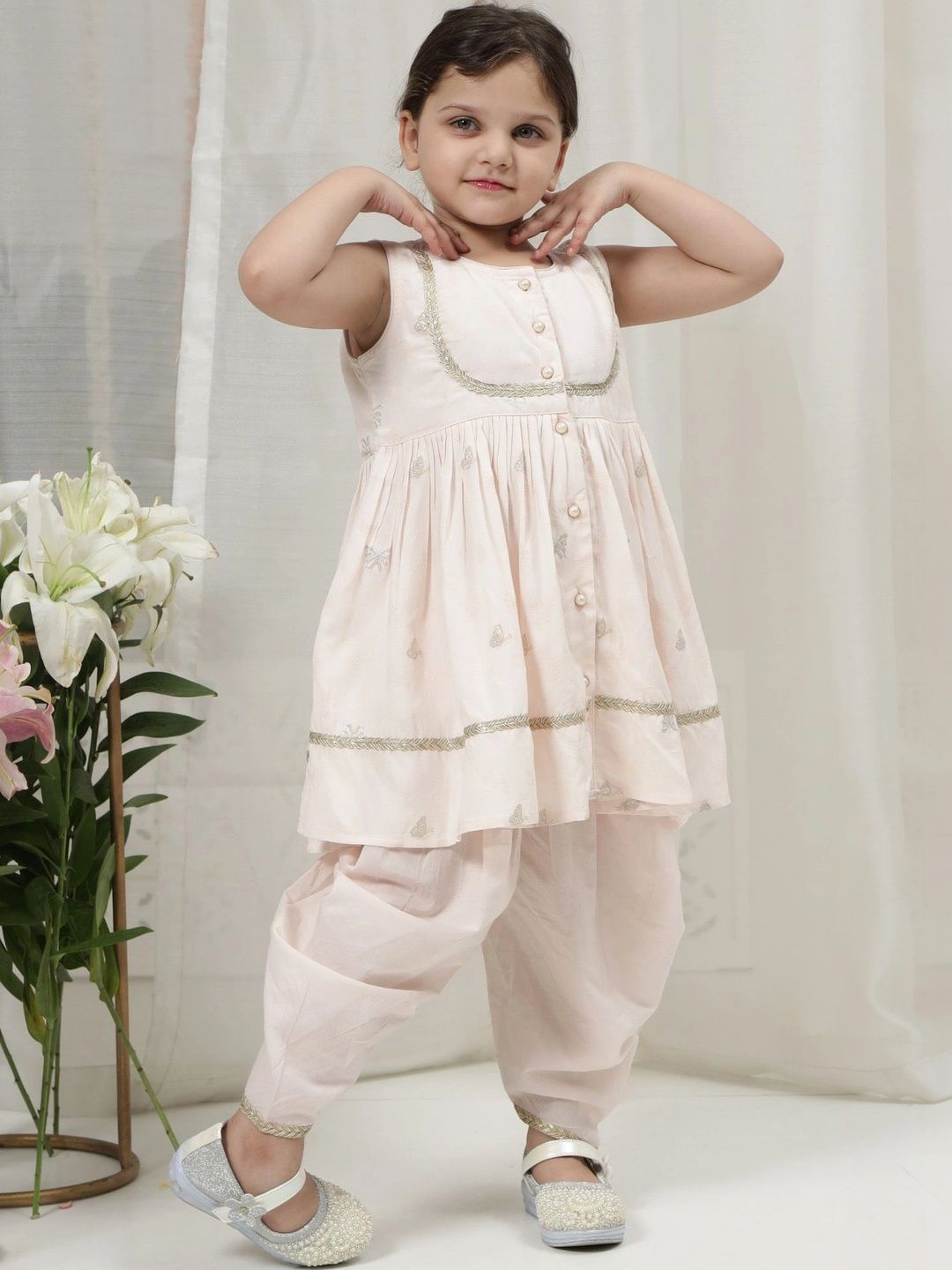 Little Bansi Girls Floral Embroidered Regular Pure Cotton Kurta with Salwar-picture-34