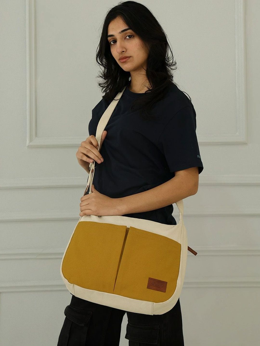Mona B Colourblocked Sling Bag-picture-58