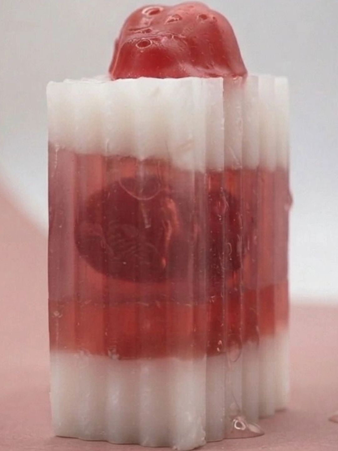 Krelin Handmade Strawberry Dessert Glycerin Soap - 150 g-picture-14