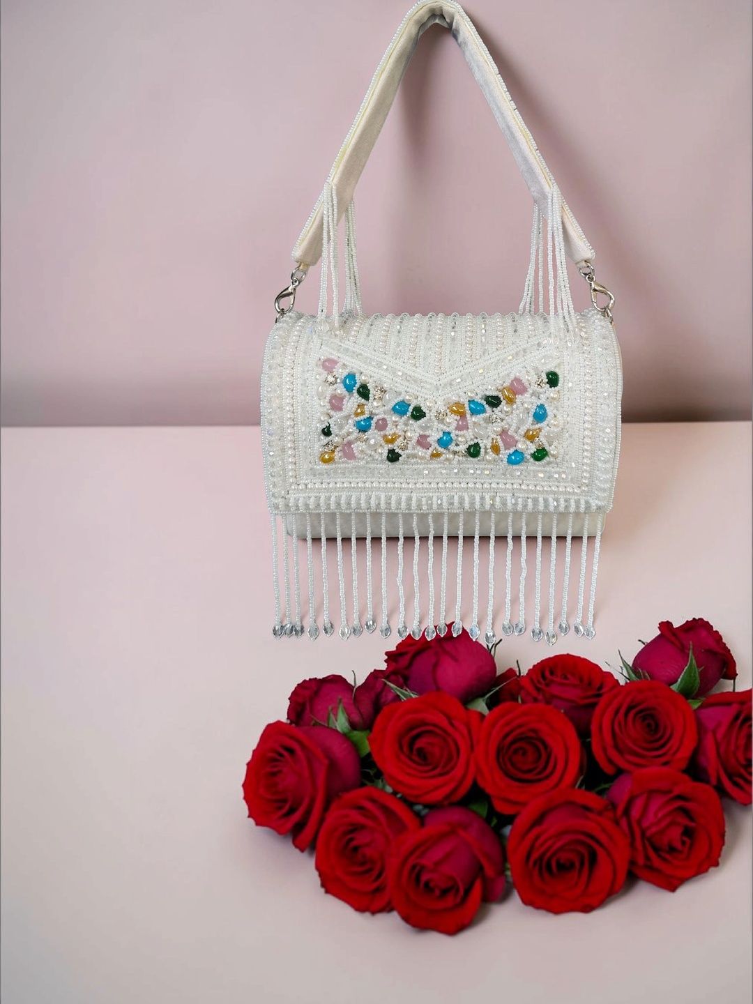 Naizoo Embellished Box Clutch-picture-23