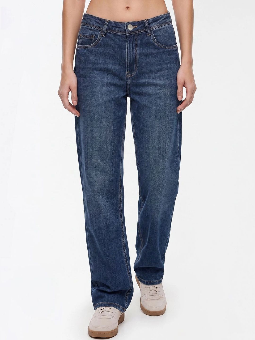 Kraus Jeans Women Flared High-Rise Jeans-image-41