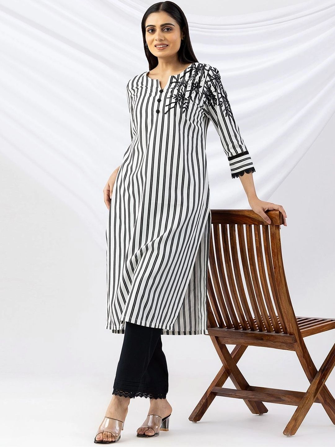 Mustard Printed V-Neck Kurti-image-43