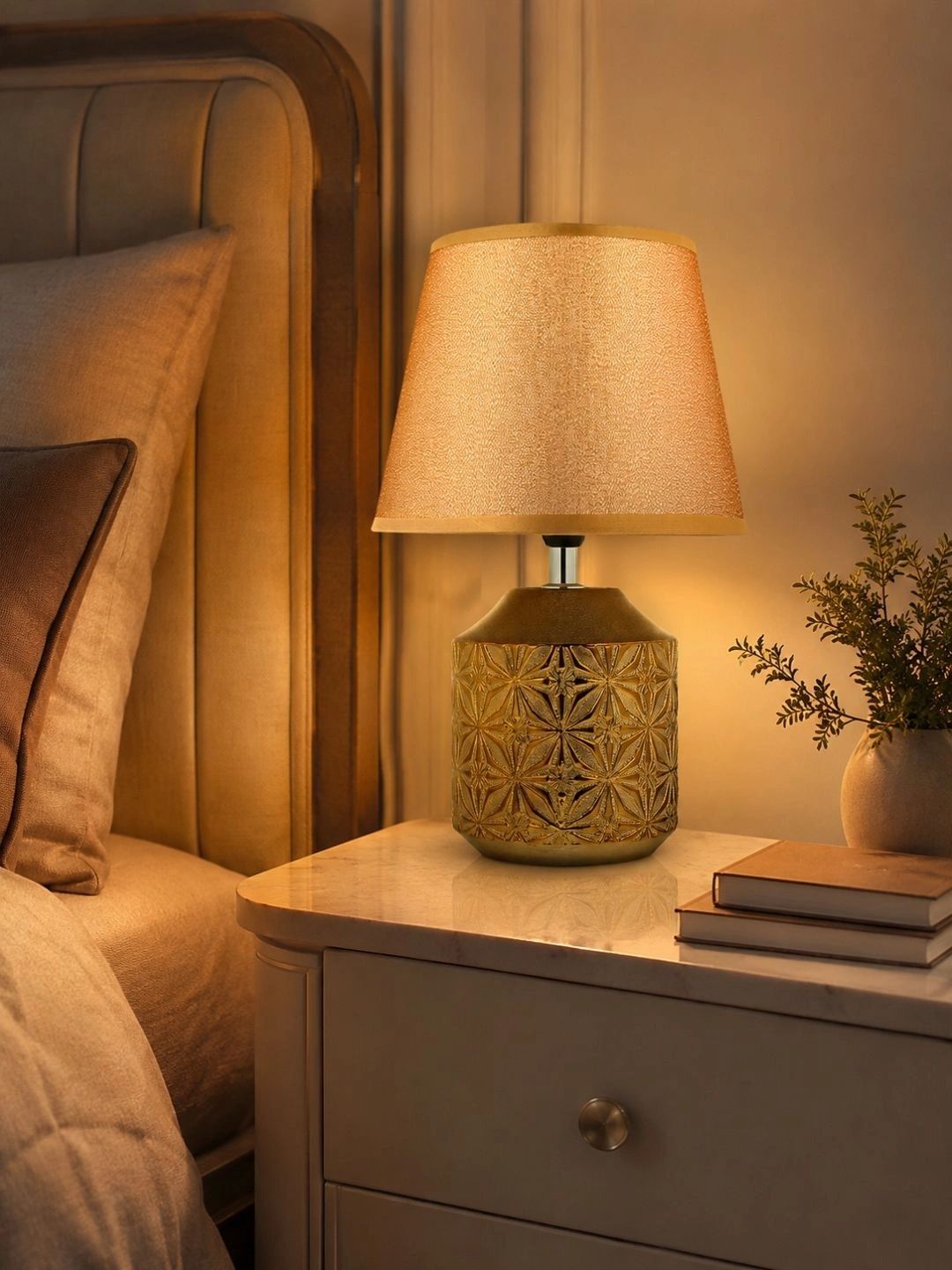 ELARE Gold-Toned Metal Contemporary Frusturical Shaped Table Lamp with Bulb-image-19
