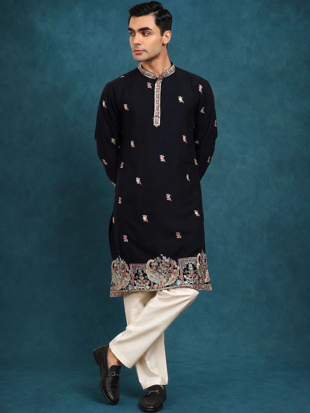 HERE&NOW Men Embroidered Empire Thread Work Kurta with Trousers-picture-35