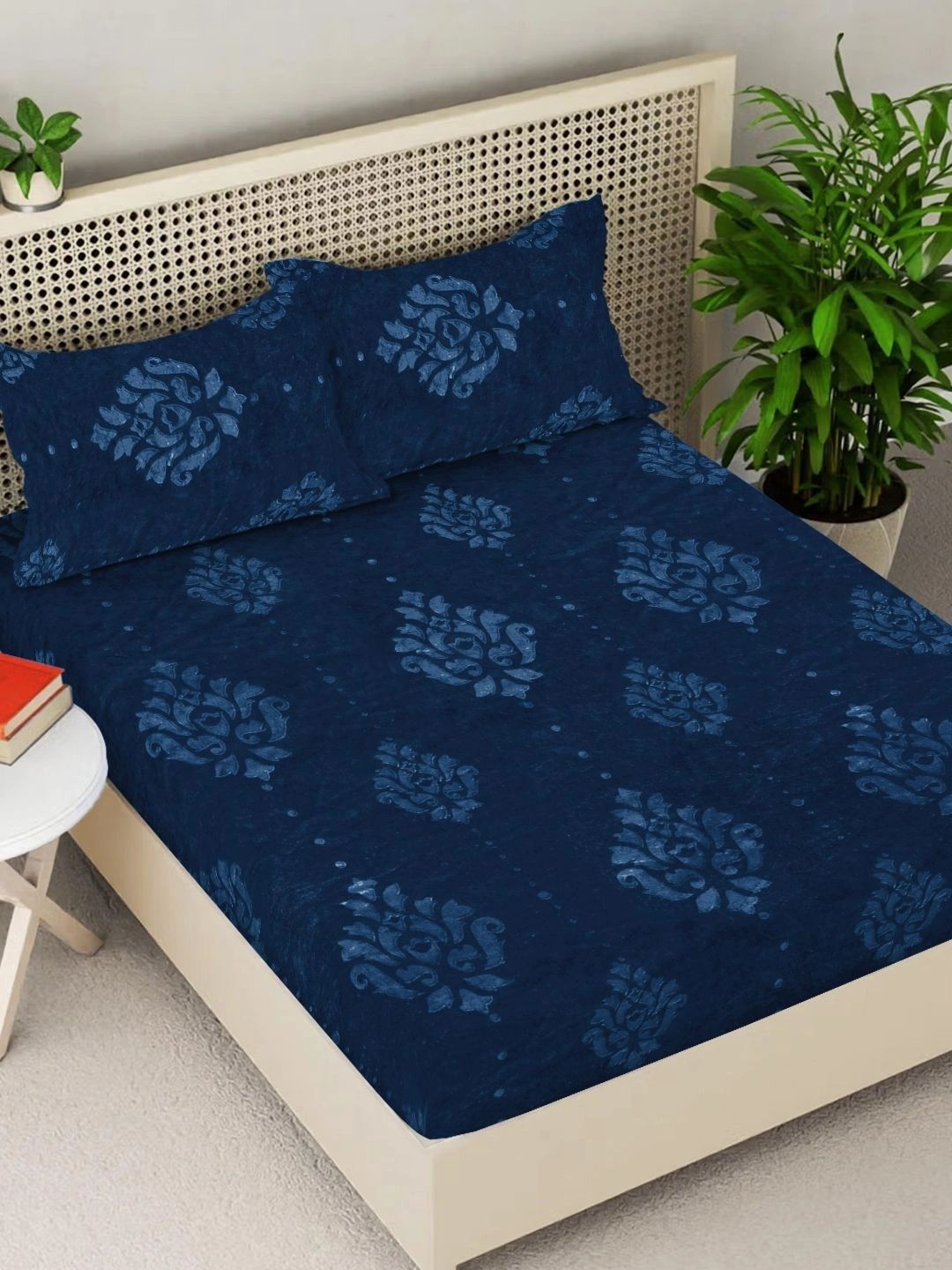 Myntra Elegant Homes Navy Blue Floral 300 TC King Bedsheet with 2 Pillow Covers-picture-14