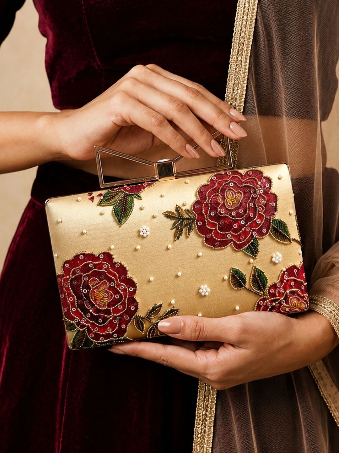 ARTKLIM Embroidered Embellished Box Clutch-picture-9
