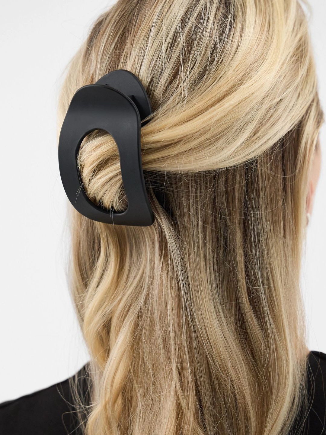 ACCESSORIZE LONDON Women Claw Clip-picture-15