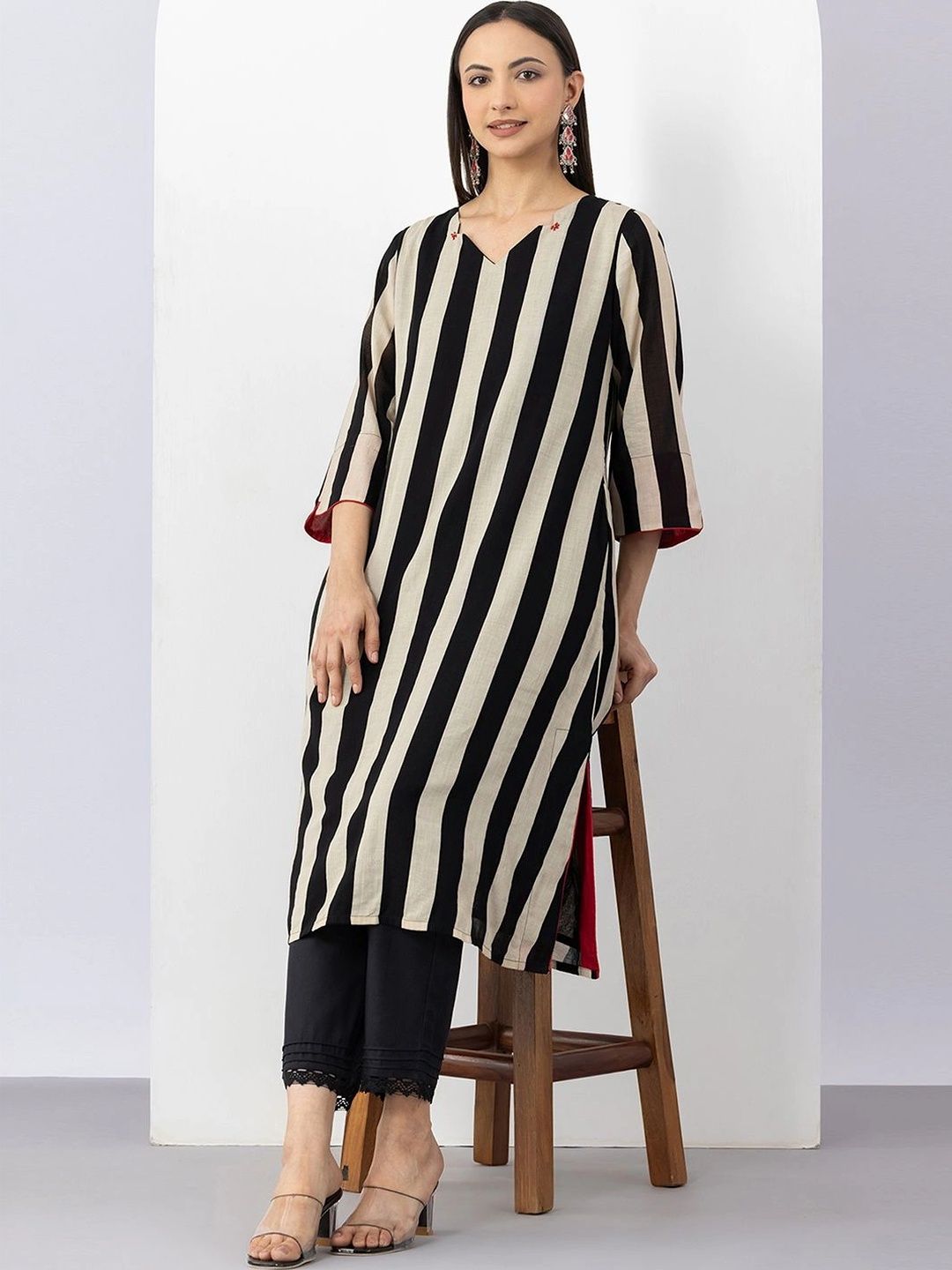 Mustard Printed V-Neck Pure Cotton Kurti-picture-14