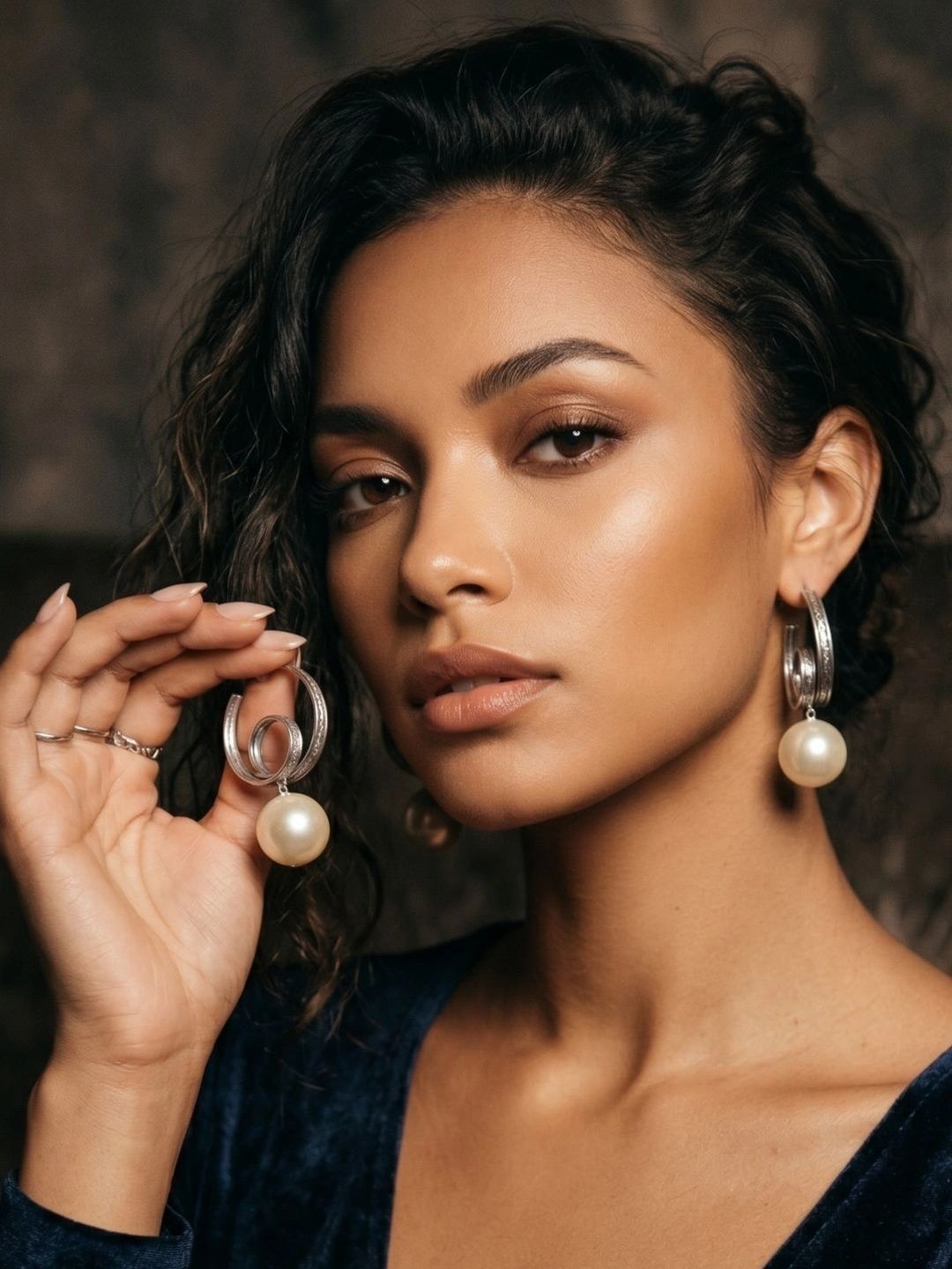 AUTUMN LANE Circular Drop Earrings-picture-21