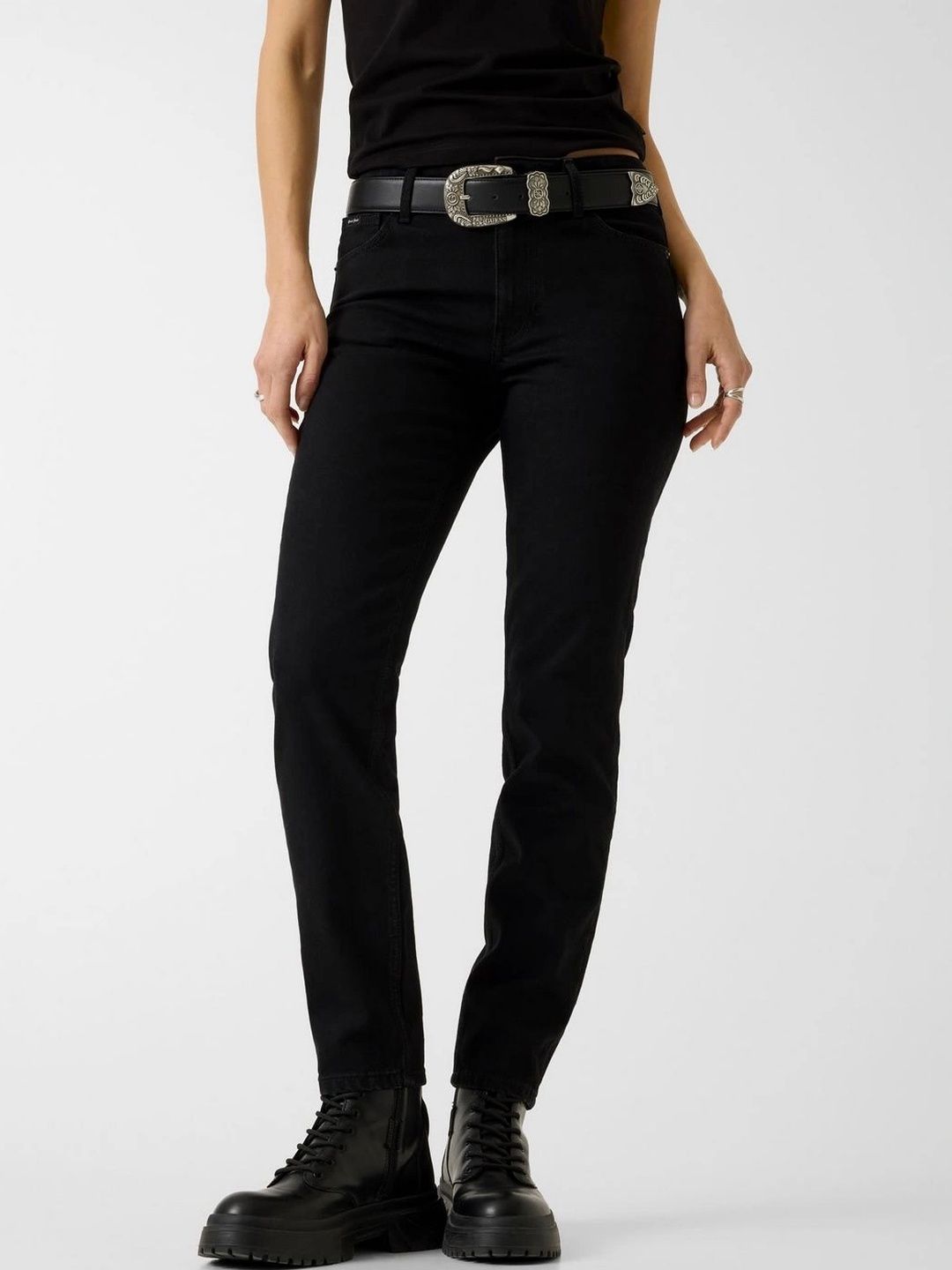 GUESS Jeans Women Slim Fit Mid-Rise Jeans-picture-38