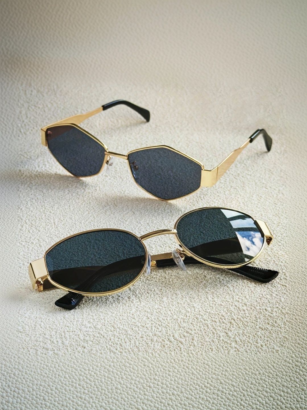 AKAYI Unisex Black Lens & Gold-Toned Other Sunglasses with-picture-48