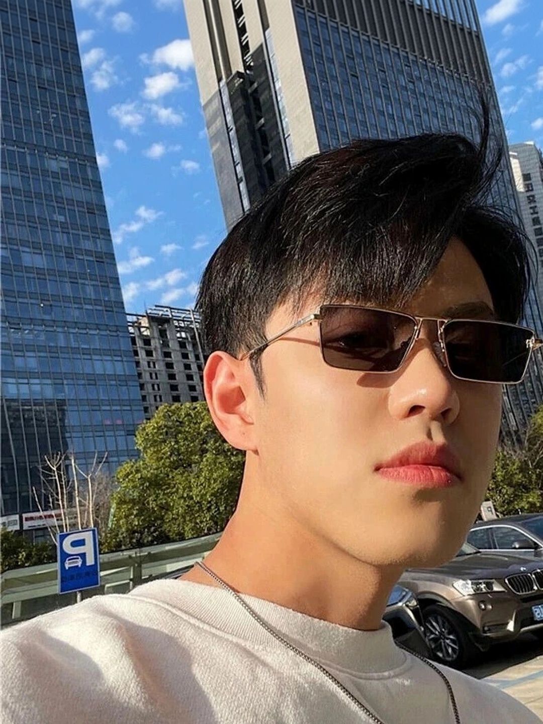 AKAYI Unisex Black Lens & Silver-Toned Rectangle Sunglasses with-image-35