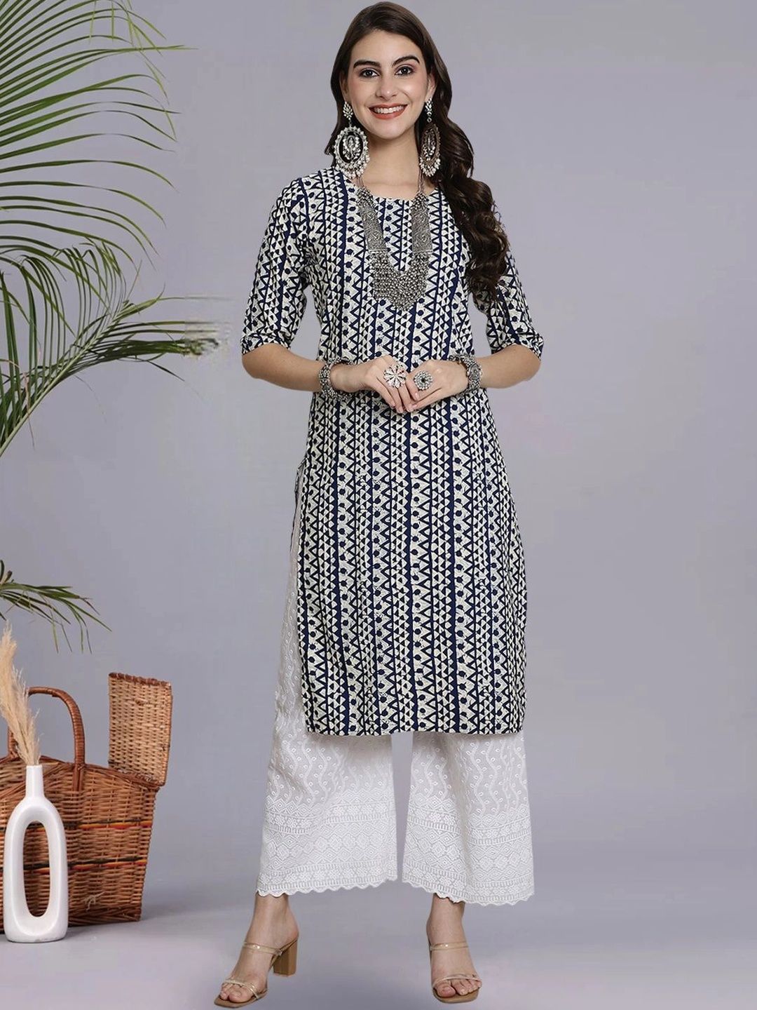 HERE&NOW Women Ethnic Motifs Printed Indie Prints Crepe Kurta-picture-18