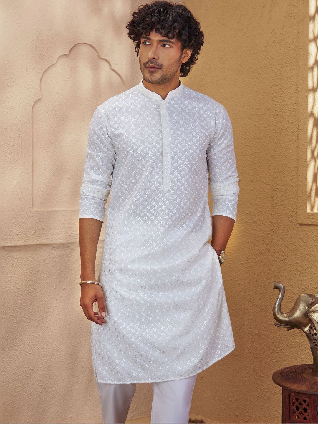 VASTRAMAY Men Embroidered Thread Work Kurta-picture-35