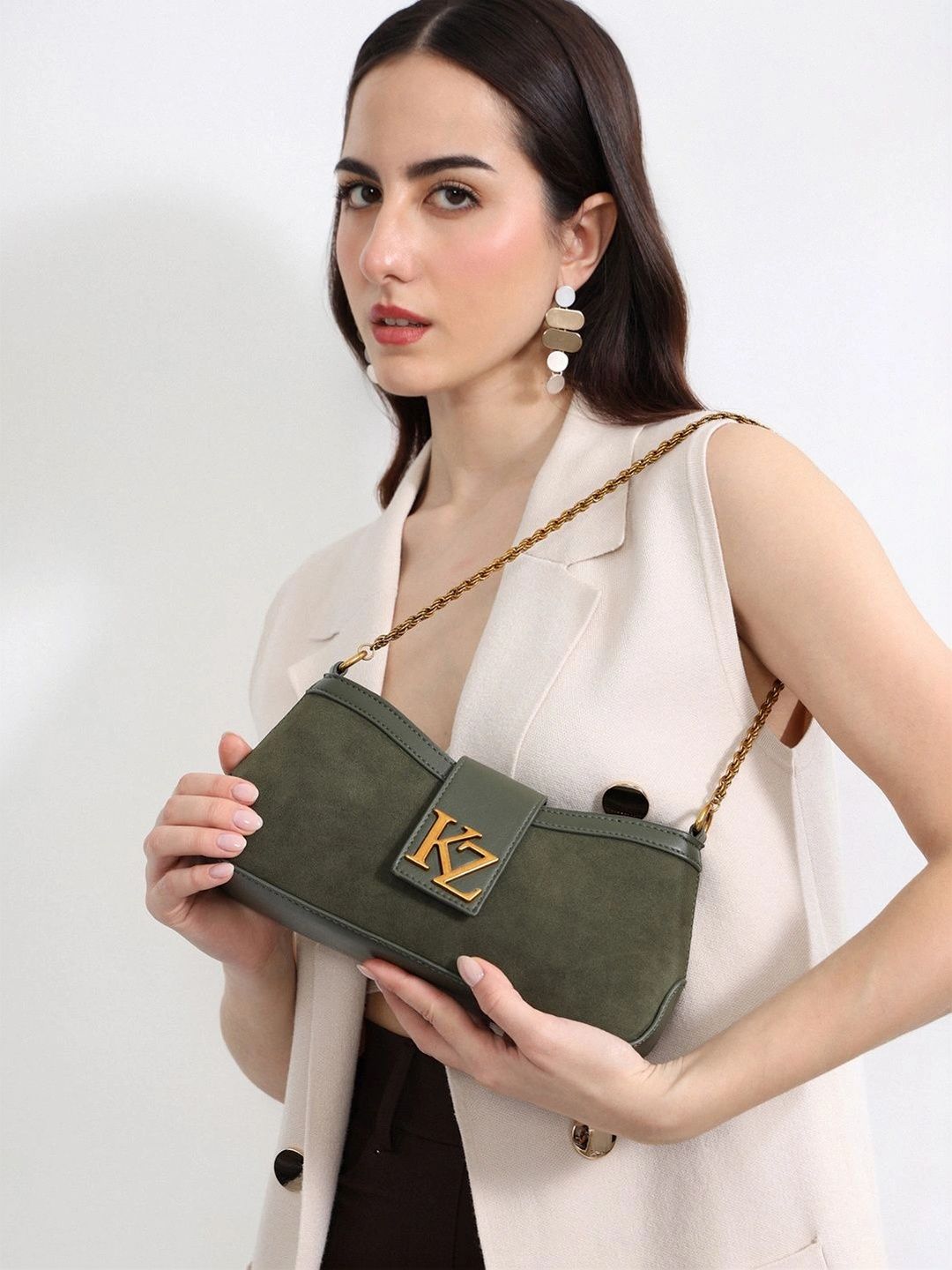 Kazo Sling Bag-picture-36