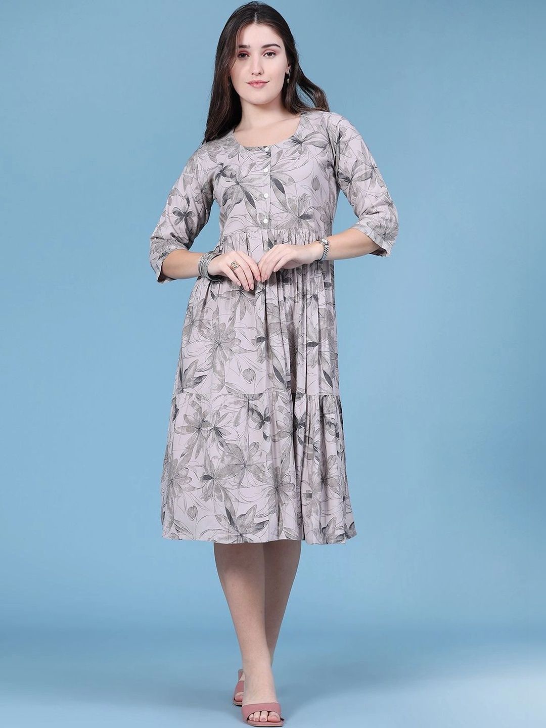 V-Mart Floral Print A-Line Dress-picture-30