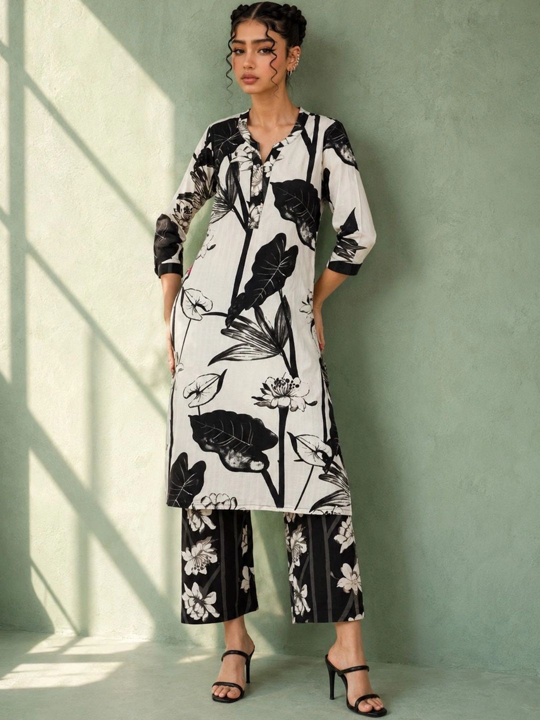 Anouk Women Floral Printed Regular Pure Cotton Kurta with Trousers-picture-12