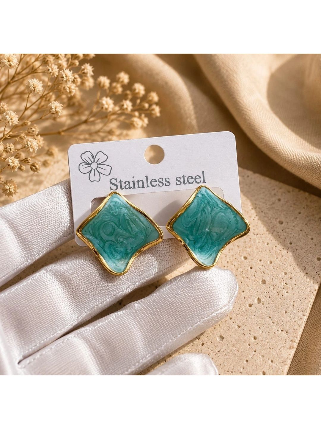 GARV GLEAM Geometric Studs Earrings-picture-19