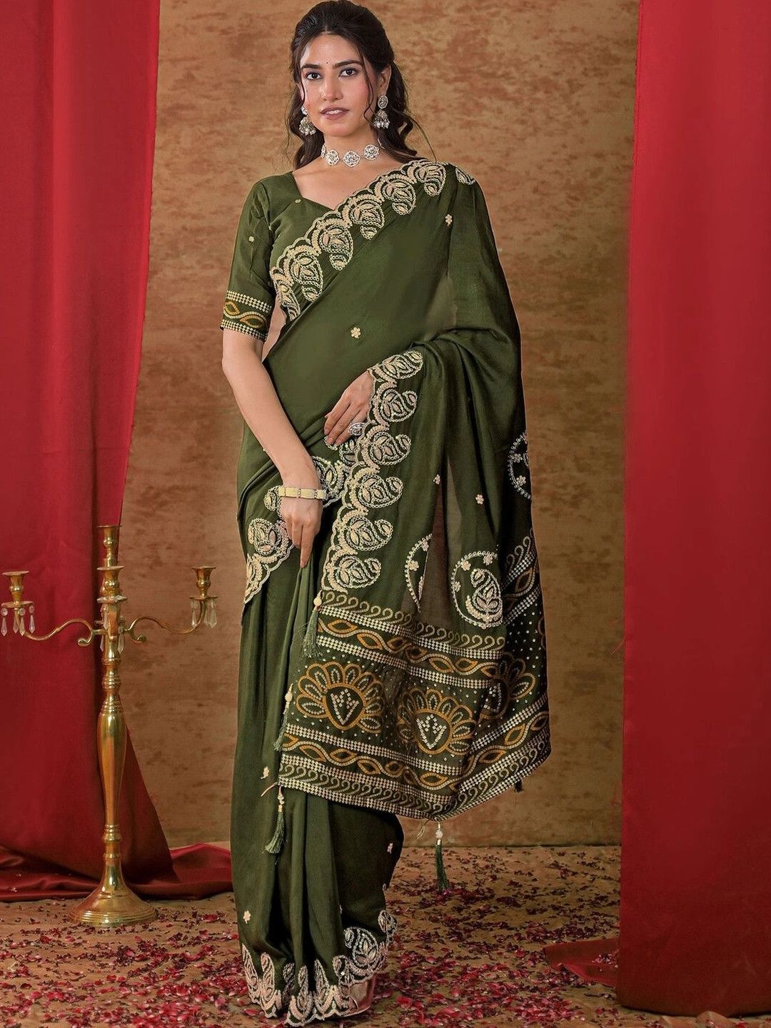 SAARA Floral Sequinned Saree-image-12