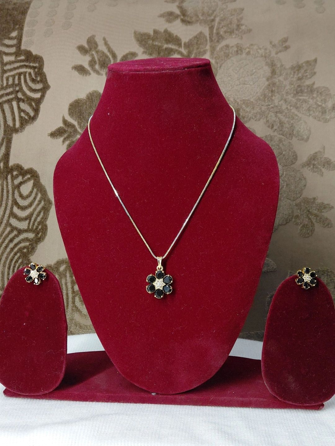 ADITYA COLLECTION Rose Gold-Plated Stone Studded & Beaded Pendant and Earrings-picture-57