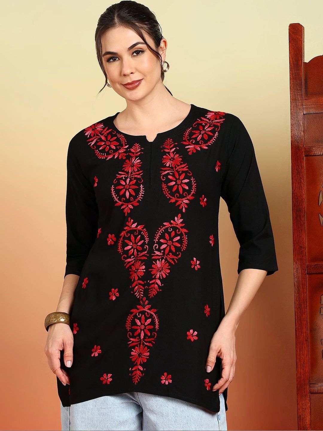 VAHSON Ethnic Motifs Embroidered Liva Blend Handloom Kurti-image-36