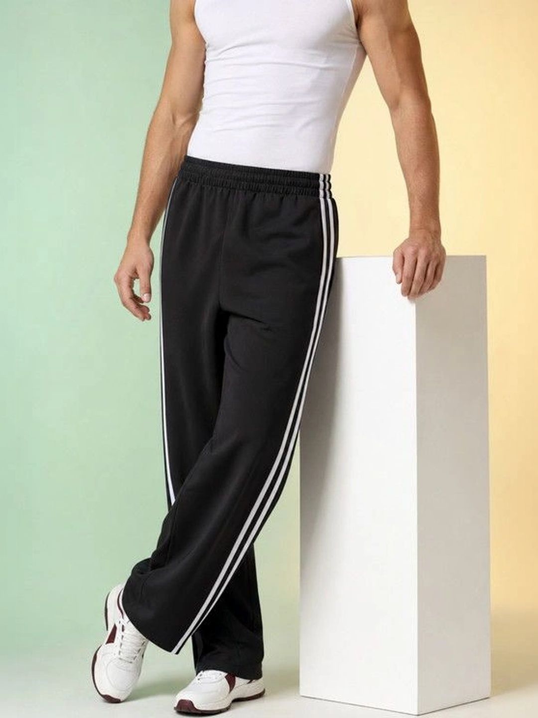 itsme Men Regular Fit Training Track Pants-picture-14
