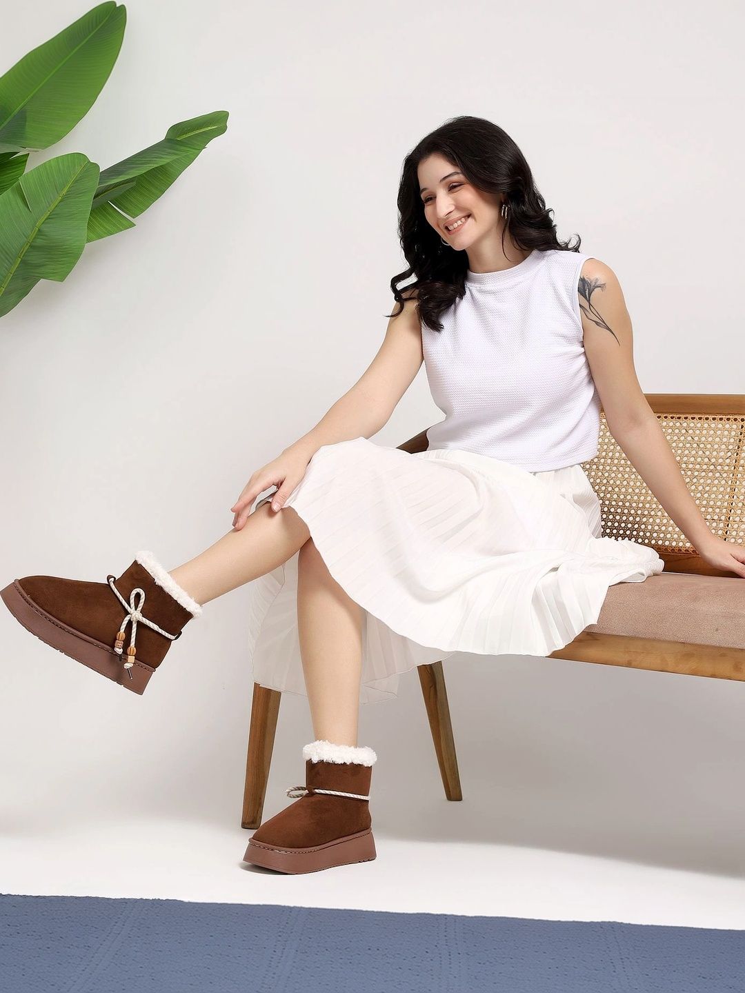 CASSIEY Textured Platform-Heeled Winter Boots-picture-54