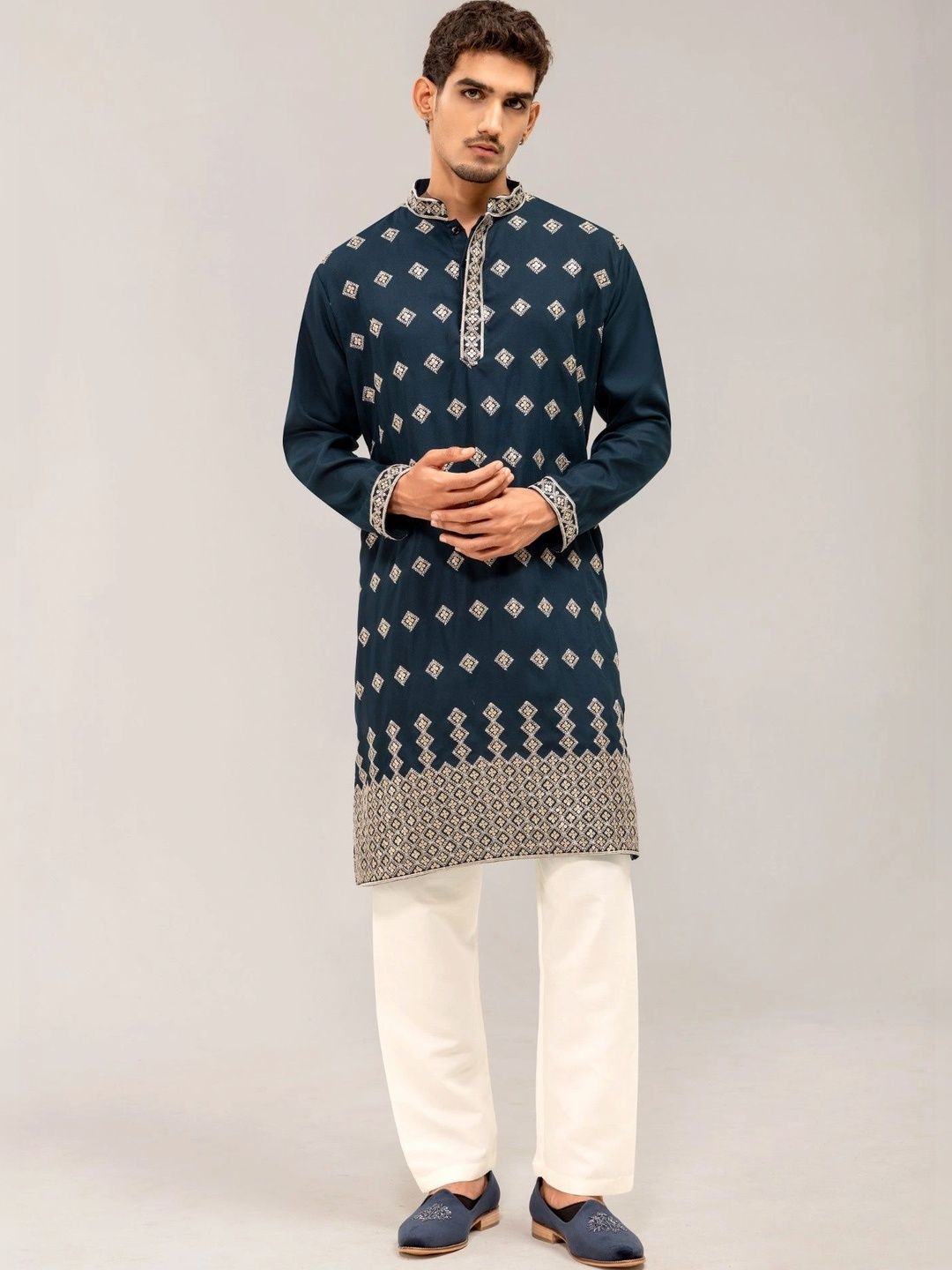 ADHIRAJAN Men Ethnic Motifs Embroidered Regular Thread Work Kurta with Trousers-picture-26