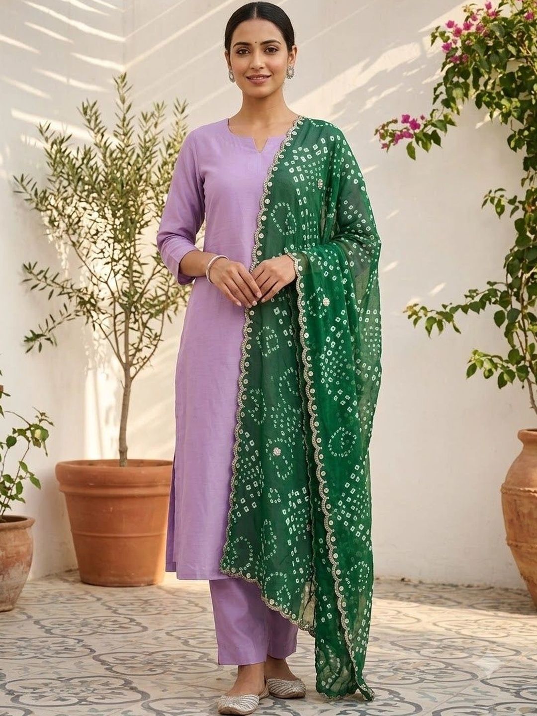 Komurr Printed Bandhani Dupatta with Gotta Patti-picture-47