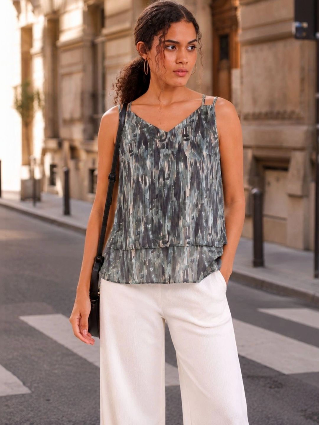 GROOVY ANGEL Print Georgette Top-picture-13