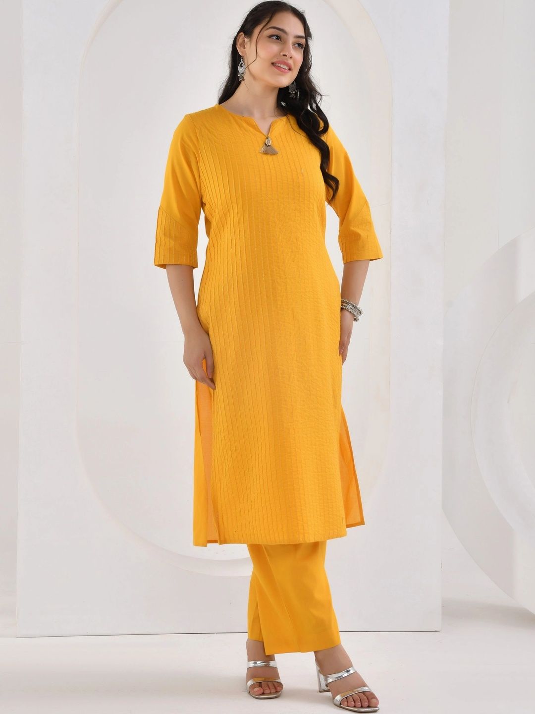 Aramya Women Regular Pure Cotton Kurta with Trousers-picture-10