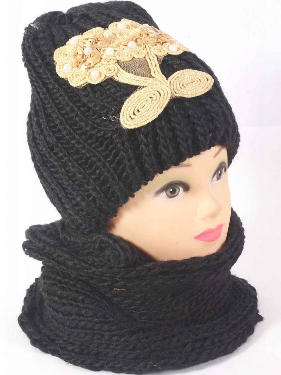 Bizarro.in Women Embroidered Beanie-image-11