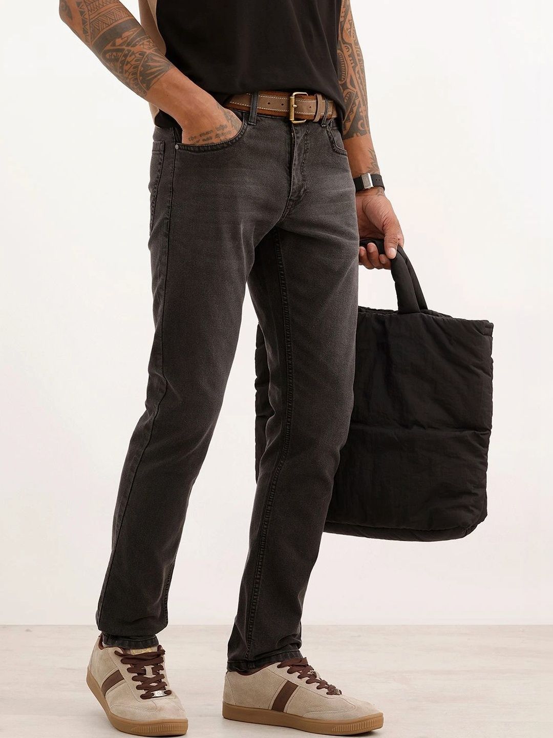 WROGN Men Slim Fit Mid-Rise Light Fade Stretchable Jeans-picture-29