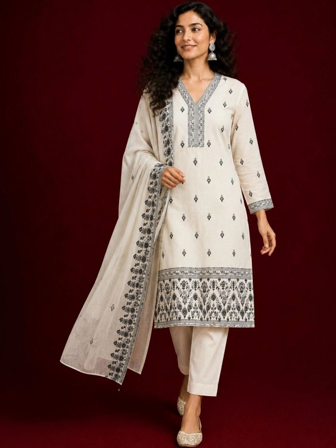 SIMNILSTUDIO Women Ethnic Motifs Embroidered Regular Thread Work Pure Cotton Kurta with Trousers & With-picture-5