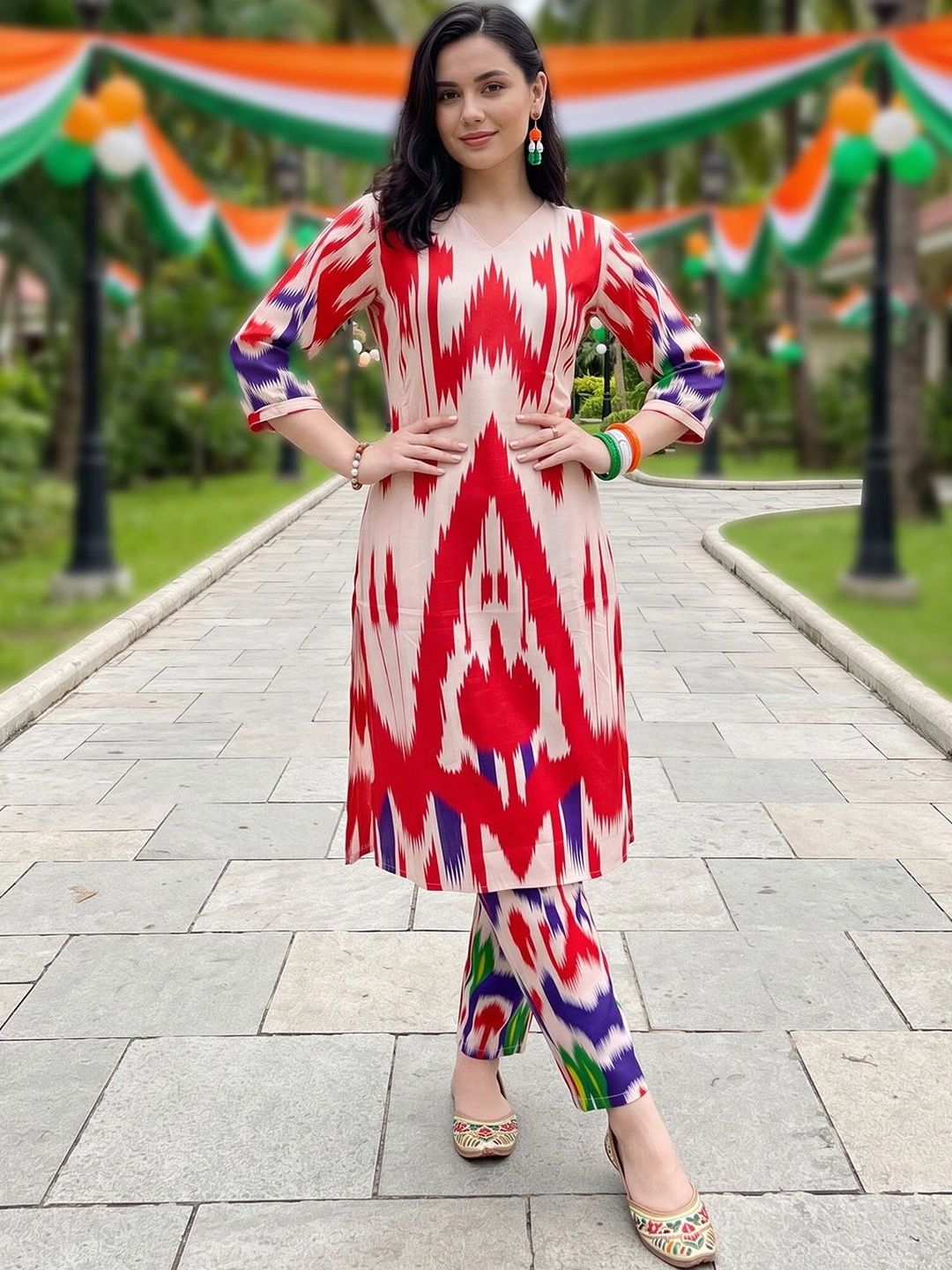 Indo Era Women Printed Regular Pure Cotton Kurta with Trousers-picture-34