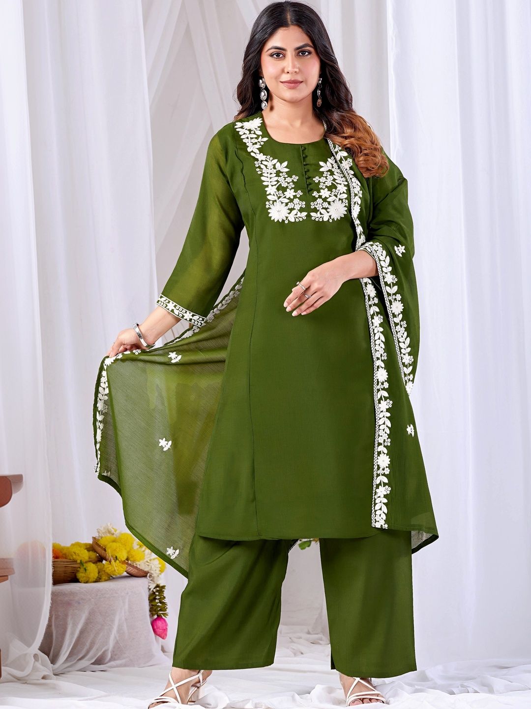 HERE&NOW Women Floral Embroidered Regular Thread Work Kurta with Palazzos & With Dupatta-picture-32