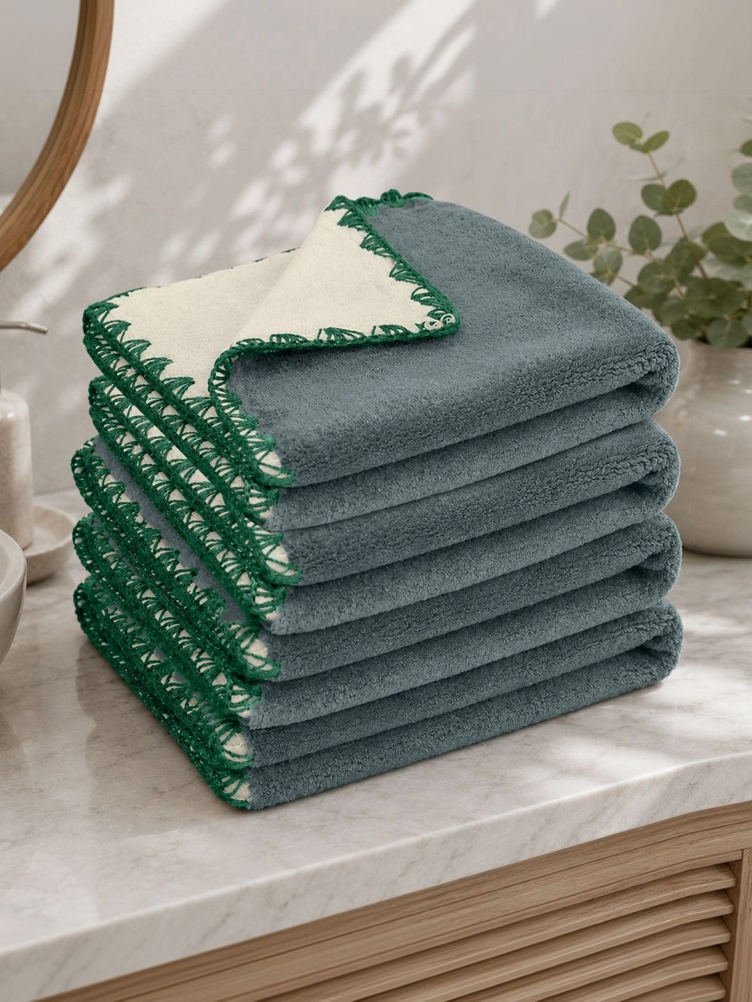 HOUSSE 4-Pcs Grey & Cream color 450 GSM Reversible Face Towels-image-6