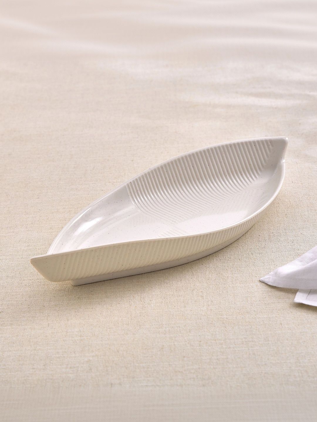 Home Centre Beige 2026 Melamine 1 Pieces Serving Tray-image-10