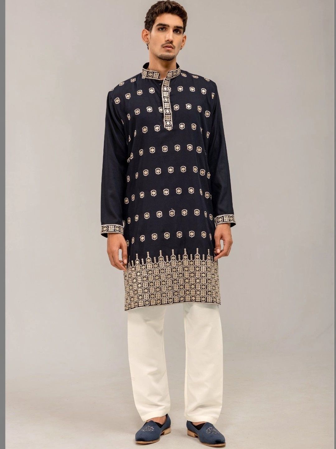ADHIRAJAN Men Ethnic Motifs Embroidered Regular Sequinned Kurta with Pyjamas-picture-38