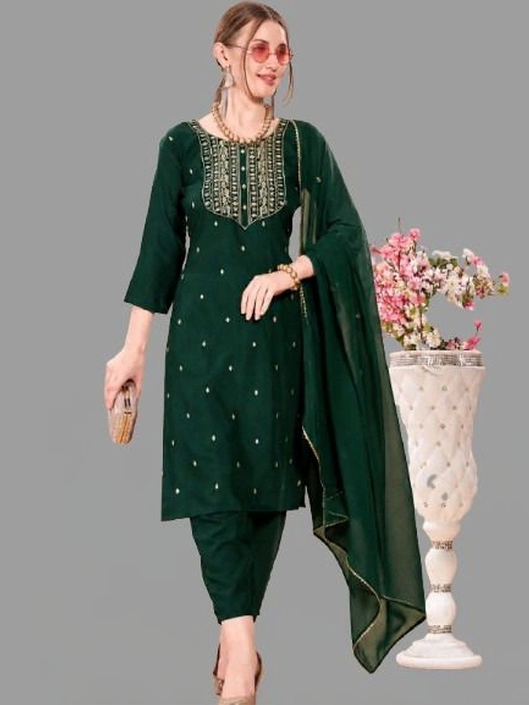 PROMZA FASHION Women Ethnic Motifs Embroidered Regular Thread Work Kurta with Harem Pants & With Dupatta-picture-15