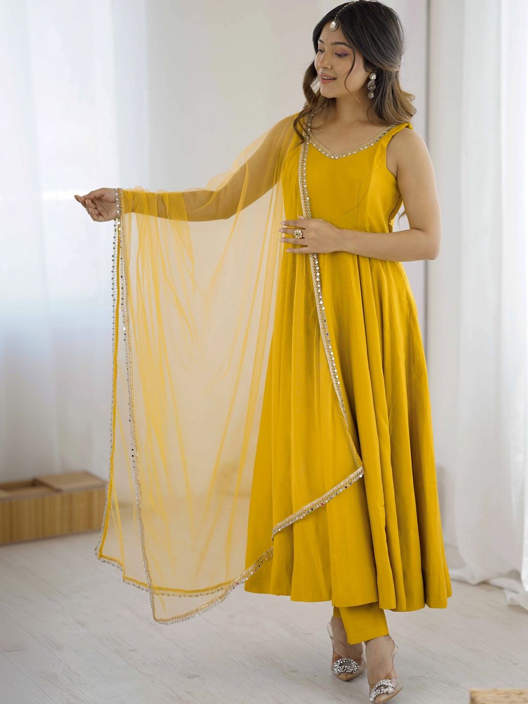 WILD WOVEN Women Empire Gotta Patti Kurta with Trousers & With Dupatta-picture-22