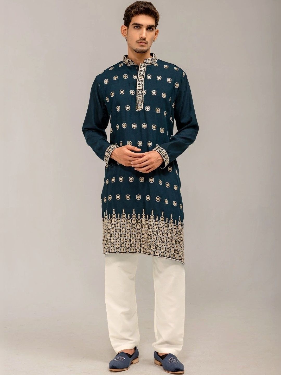 ADHIRAJAN Men Embroidered Thread Work Kurta-picture-48