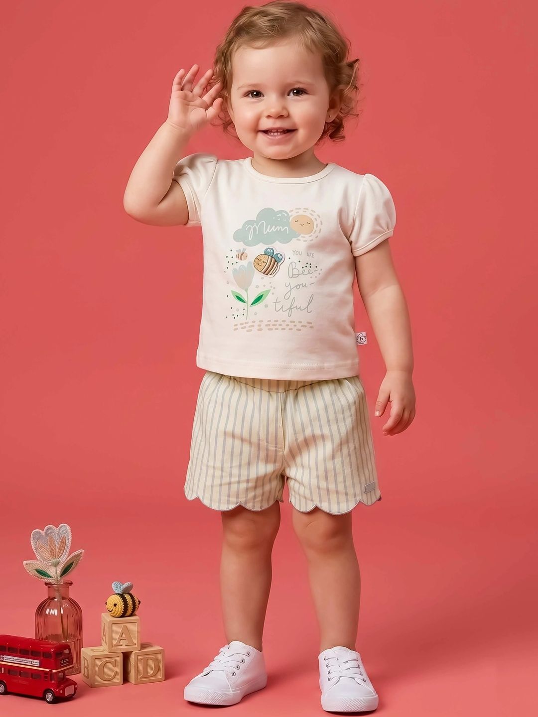 Pompidou Girls Printed T-shirt with Shorts-picture-40