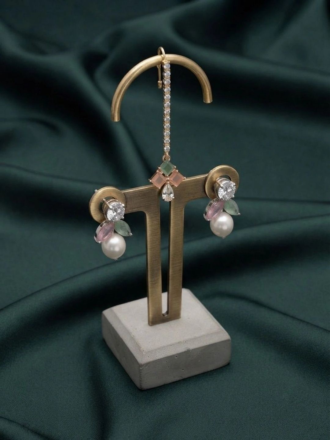 DURATI Geometric Studs Earrings-picture-30