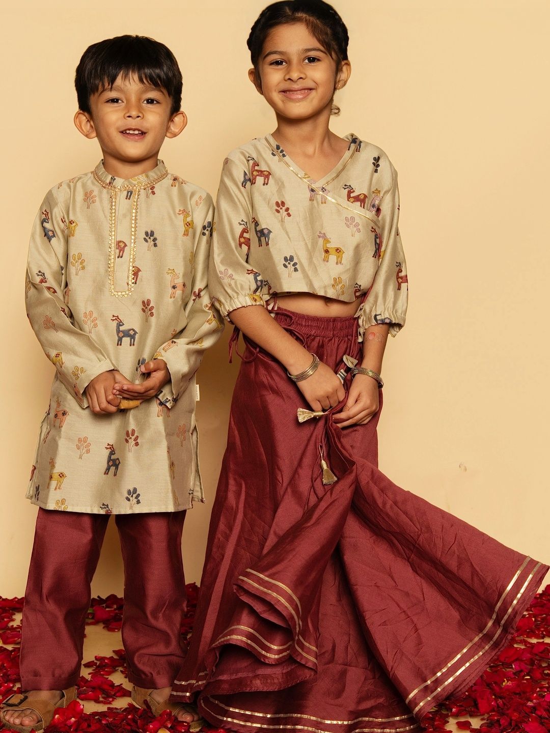 DULAAR Unisex Kids Ethnic Motifs Printed Regular Pure Silk Kurta with Pyjamas-picture-52